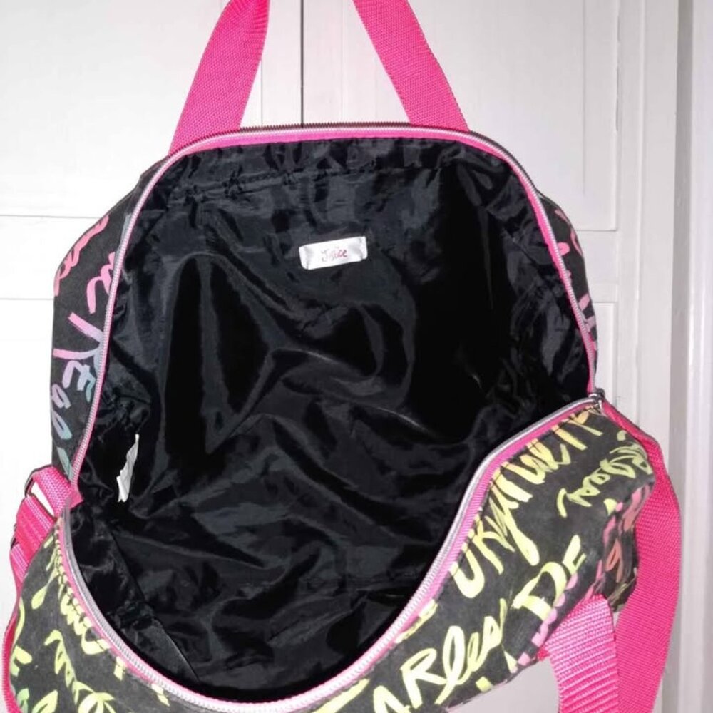 Justice Weekender Bag - Picture 2 of 3